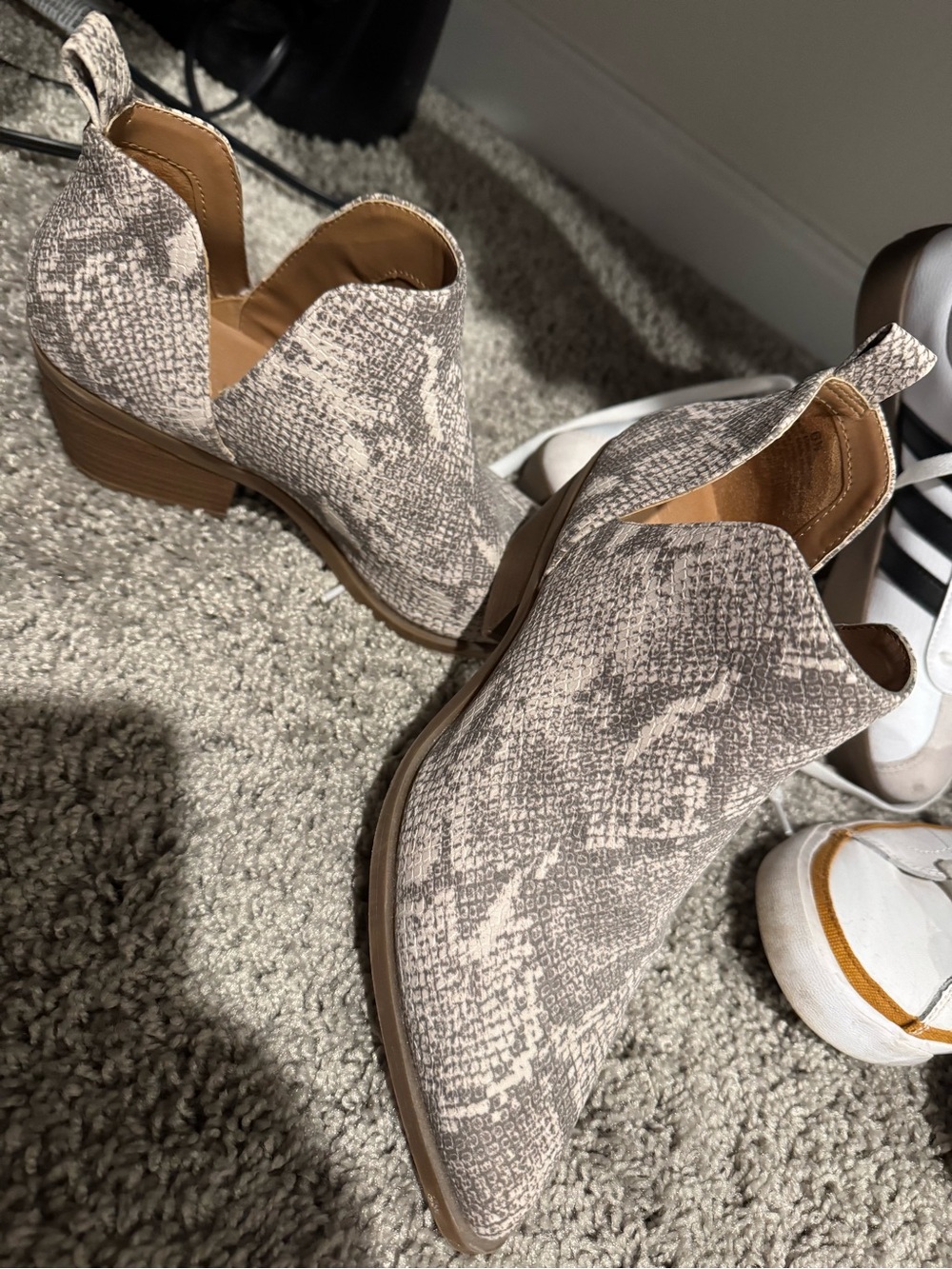 Universal Thread Women's Snake-Print Cutout Ankle Booties in Taupe and Cream
